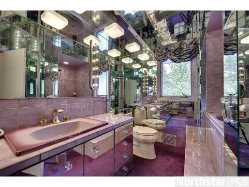 Así no vas a vender tu casa: 26 imágenes de anuncios inmobiliarios que espantarían a cualquier comprador (fotos)
