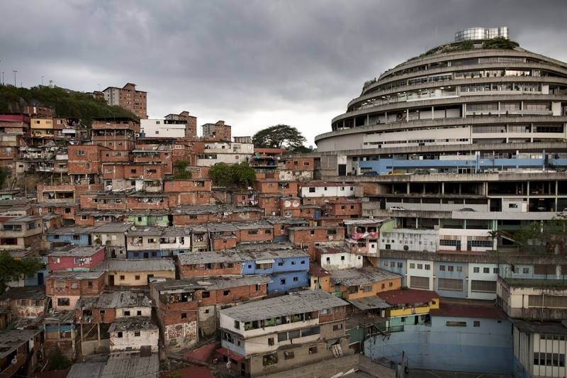 La Torre de Babel existe: está en Venezuela y lleva 60 años siendo una “utopía fracasada”