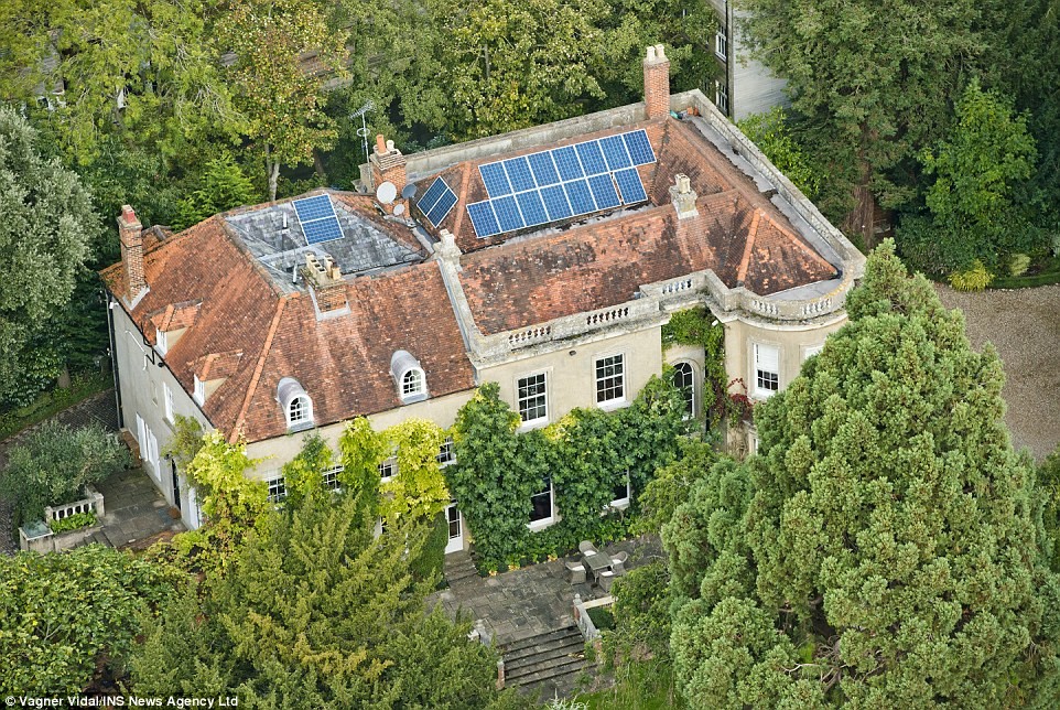 mansion-clooney-berkshire
