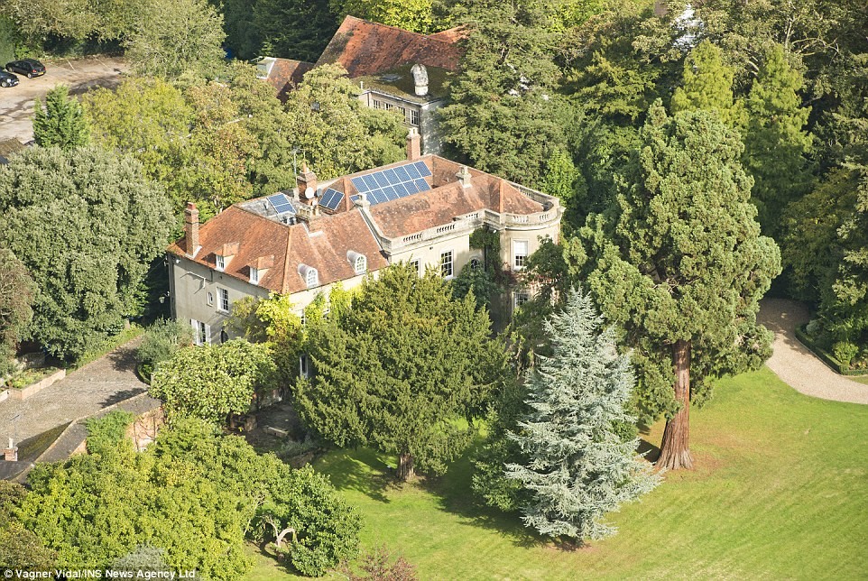 mansion-clooney-berkshire8