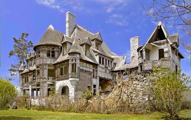 ¿Te crees muy valiente? 13 edificios abandonados en los que no te gustaría pasar la noche de Halloween (fotos)