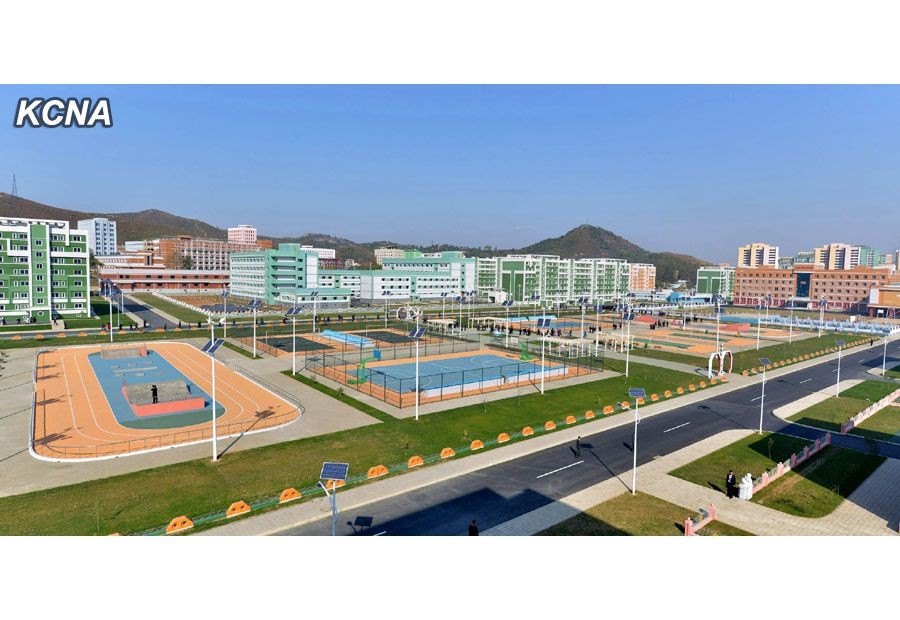 La fiebre del ladrillo llega a Corea del Norte (fotos)