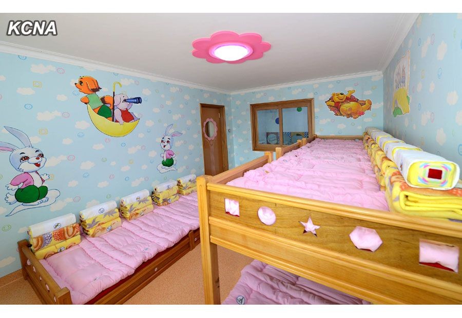 La fiebre del ladrillo llega a Corea del Norte (fotos)