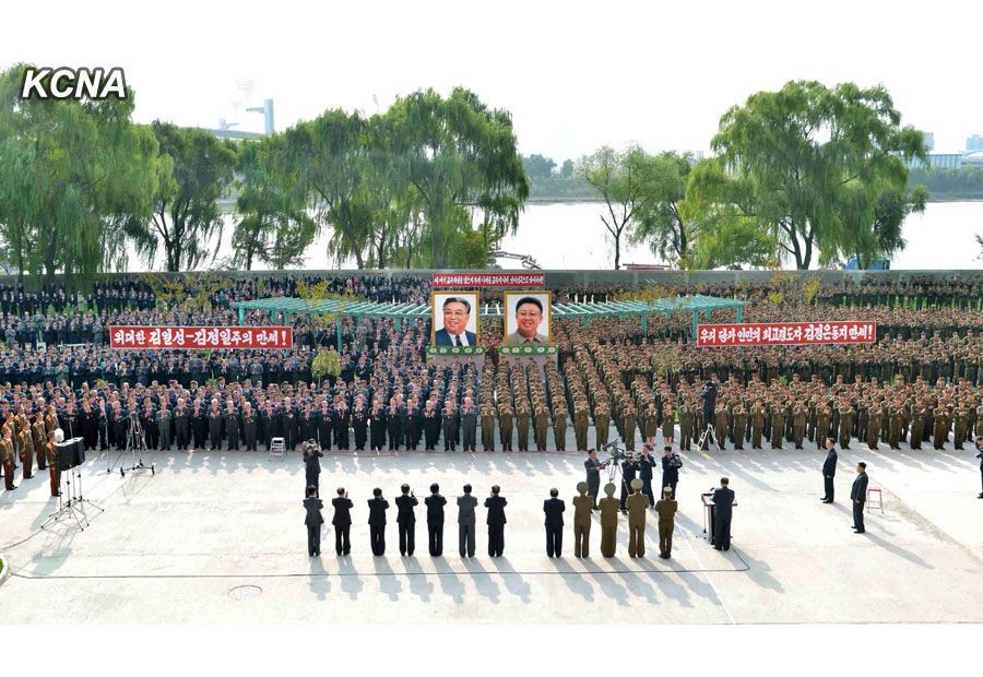 La fiebre del ladrillo llega a Corea del Norte (fotos)