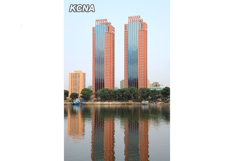 La fiebre del ladrillo llega a Corea del Norte (fotos)