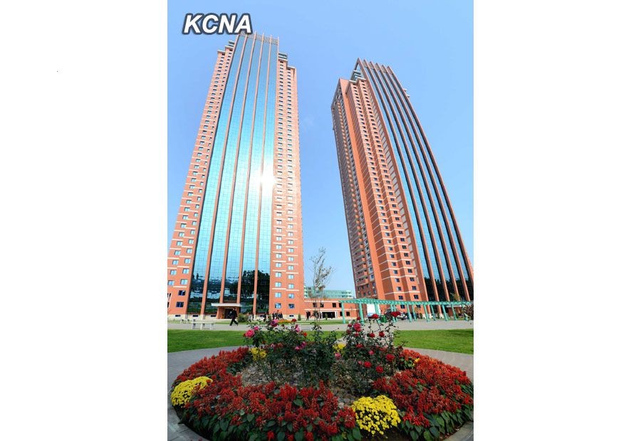 La fiebre del ladrillo llega a Corea del Norte (fotos)