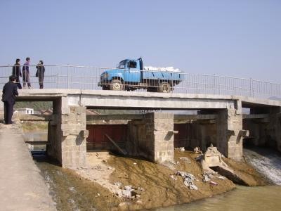 Los 12+1 puentes más raros del planeta (fotos)