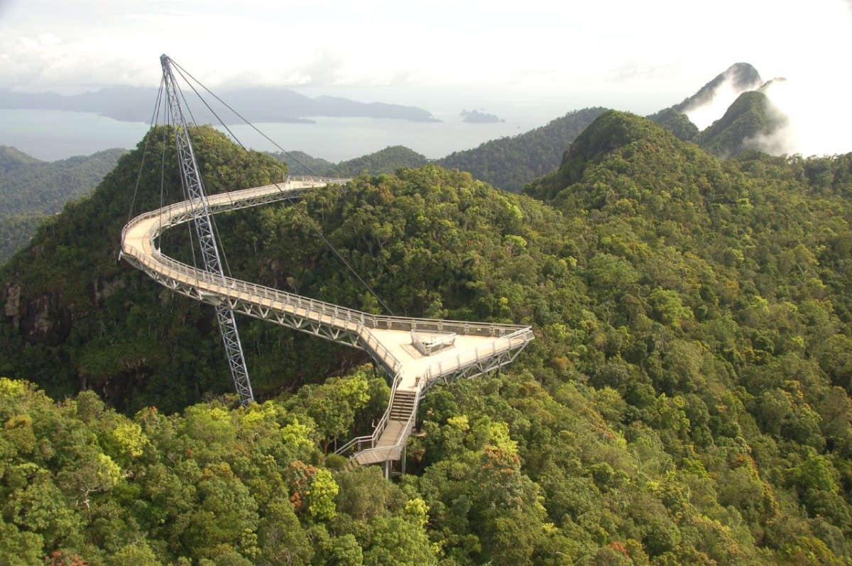 Los 12+1 puentes más raros del planeta (fotos)