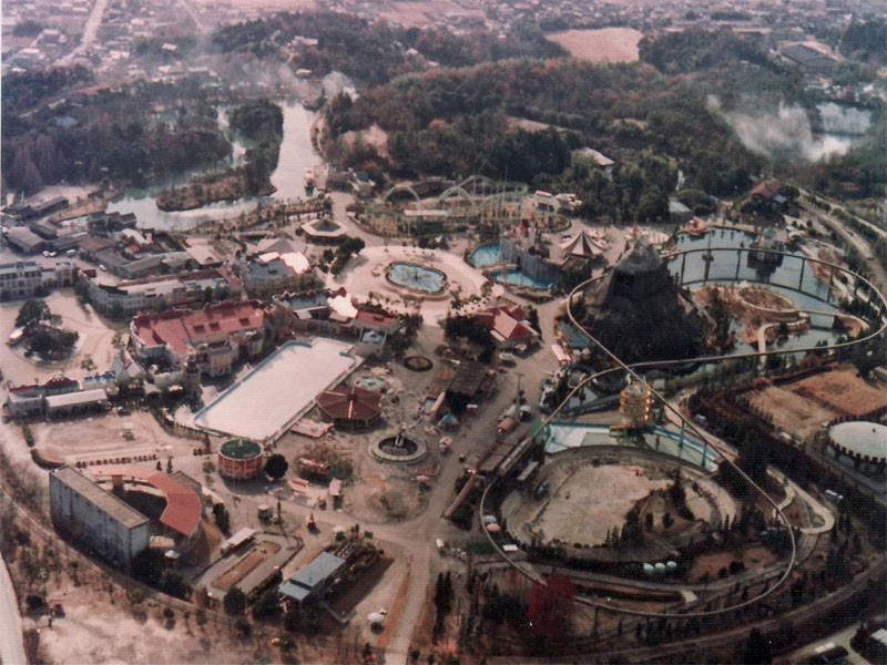Se vende copia perfecta y abandonada de ‘Disneyland’ por 5 millones de euros (fotos)