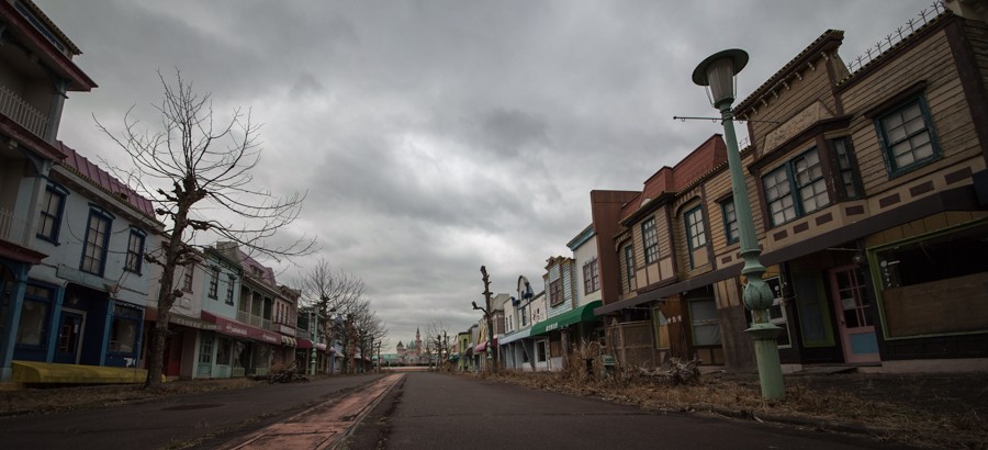 Se vende copia perfecta y abandonada de ‘Disneyland’ por 5 millones de euros (fotos)