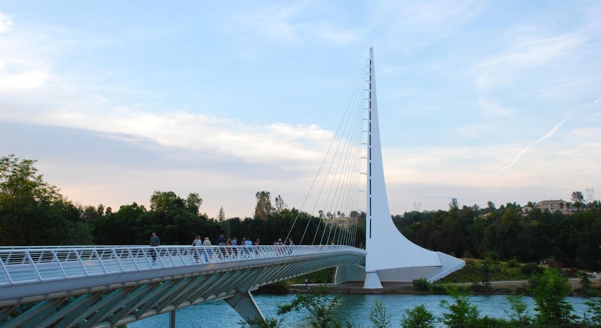 Los 12+1 puentes más raros del planeta (fotos)