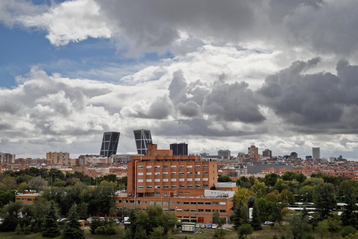 La consolidación del sector inmobiliario pasa por la construcción de vivienda en altura con precios más económicos