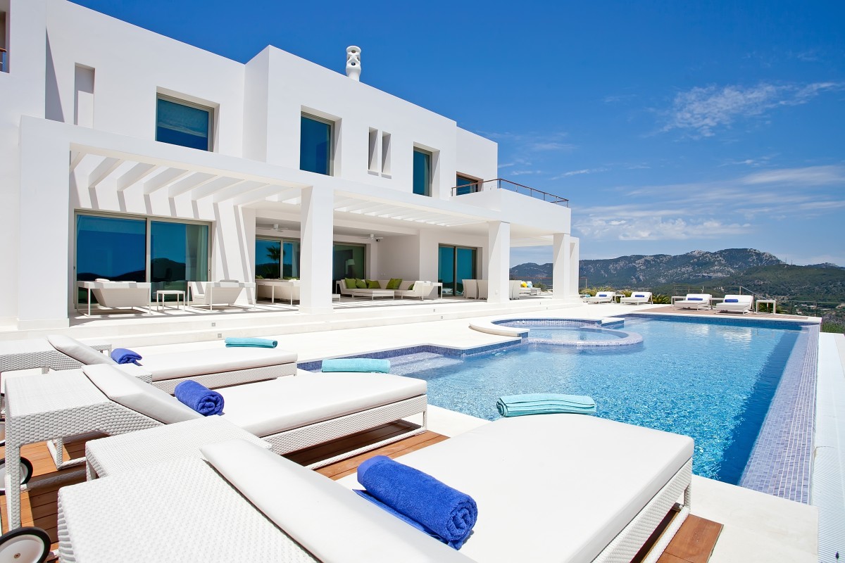 Ranking de las residencias más exclusivas del mundo: el puerto mallorquín de andratx, entre las zonas más caras