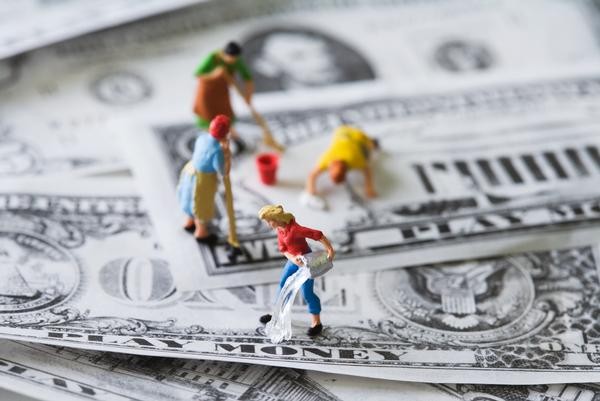 ¿Cuánto dinero se defrauda y evade en España? Más de 253.000 millones de euros