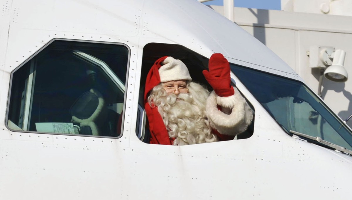 Recargos ilegales por pagar con tarjeta: Estas son las 6 grandes aerolíneas que aún lo mantienen