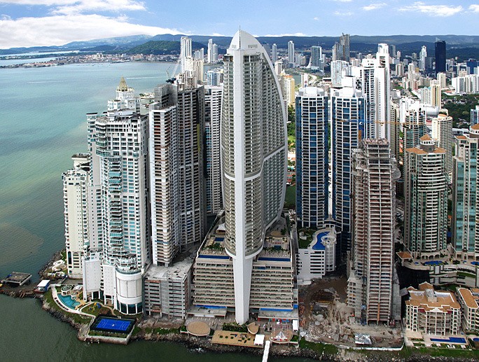 El 'boom' del ladrillo en Panamá continúa... pero con la mayoría de las torres de oficinas y hoteles vacíos