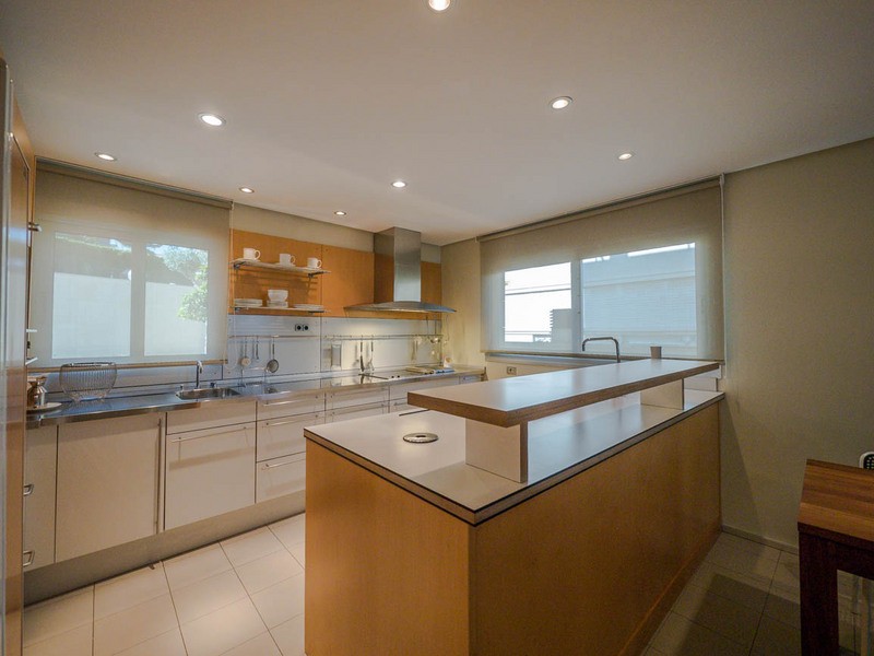 Cocina moderna en chalet en venta en Cabo de las Huertas, Alicante / Alacant