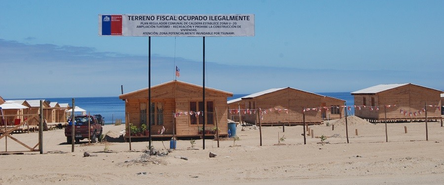 Se vende casa 'okupa' a pie de playa desde 2.700 euros