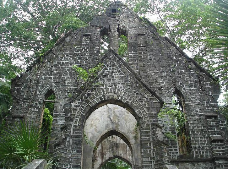 La belleza de la decadencia: las 10 islas abandonadas más espectaculares del mundo (fotos)