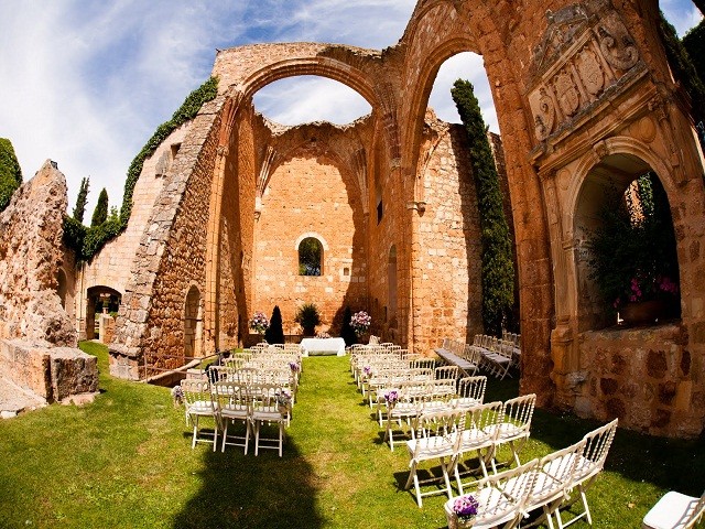 LOS CLAUSTROS DE AYLLÓN (SEGOVIA)