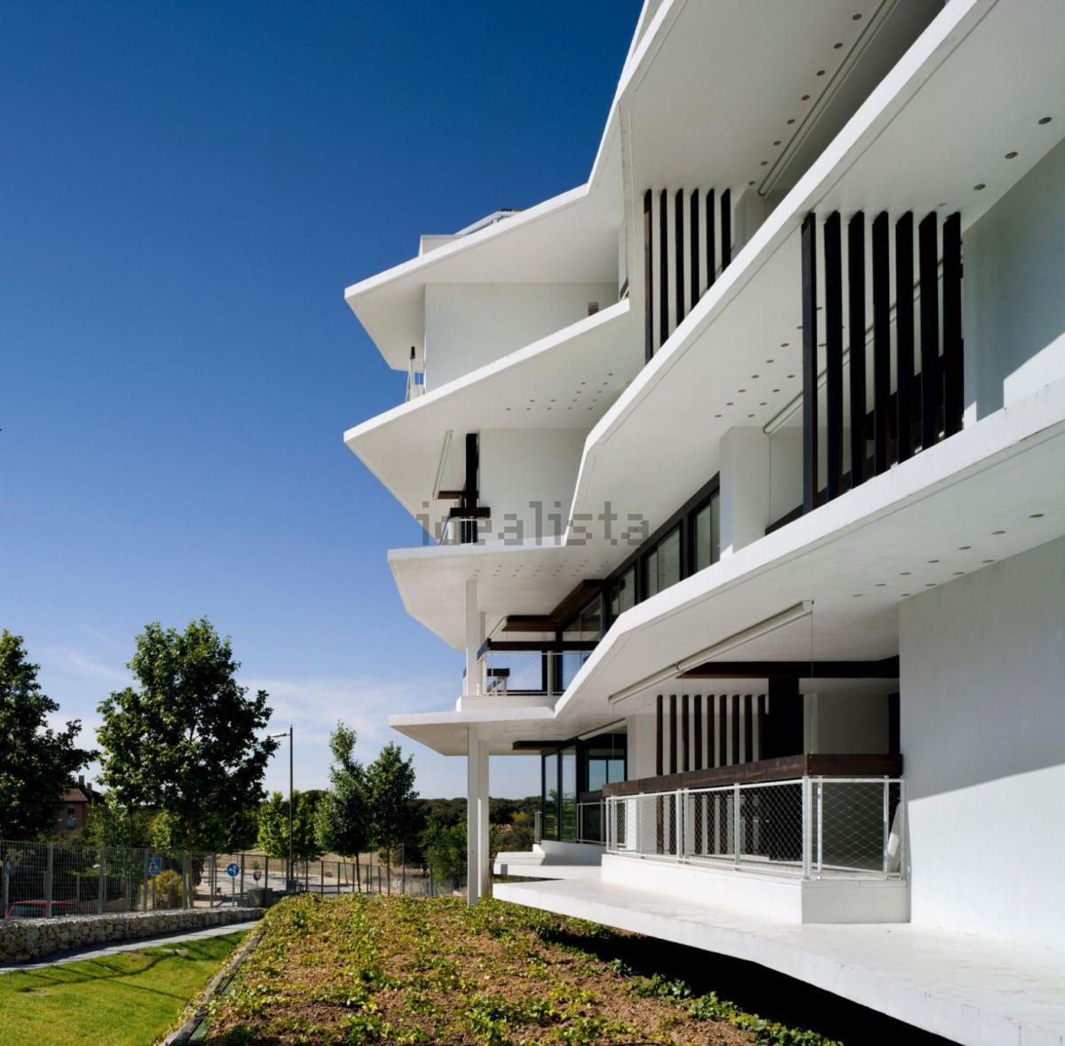 edificio-acantilado2