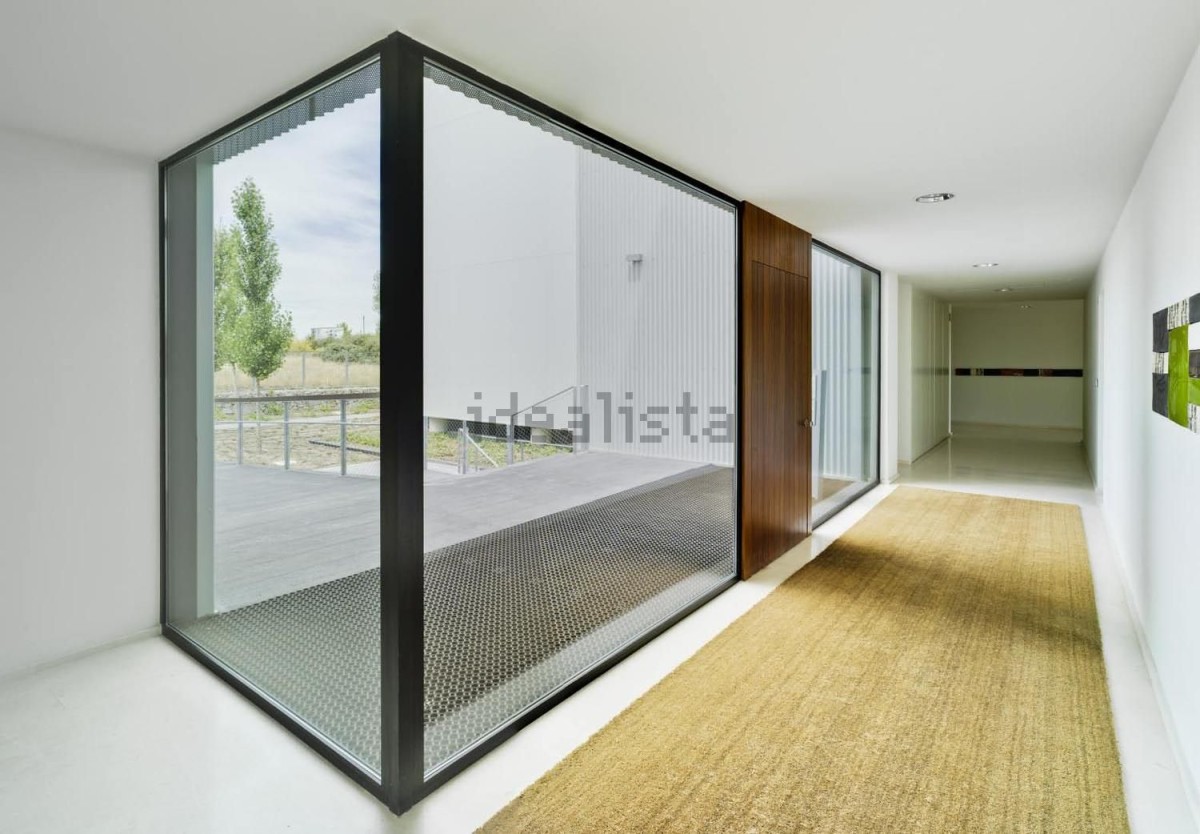 edificio-acantilado5