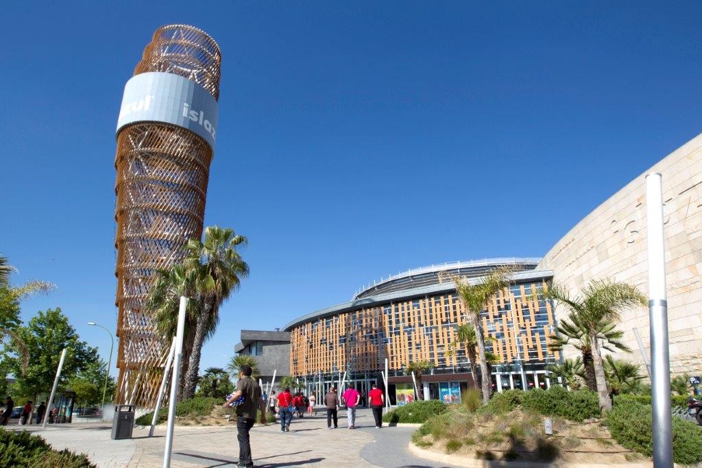 Andalucía e Islas Baleares, las comunidades autónomas donde más centros comerciales habrá