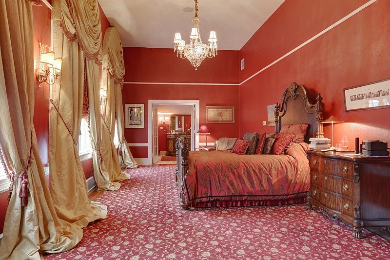 beyonce-and-jayzs-bedroom3-fcbfb9