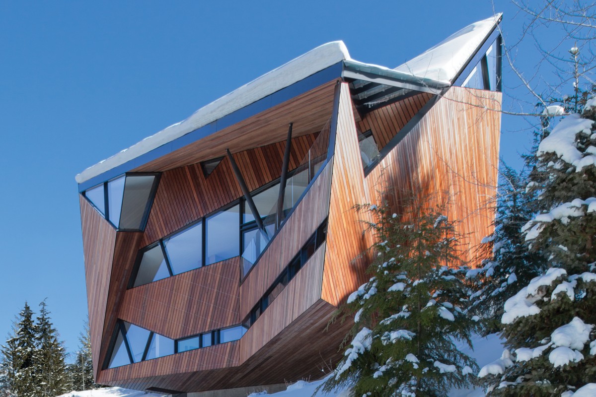 Casas de ensueño: una mansión futurista en lo alto de una pista de esquí