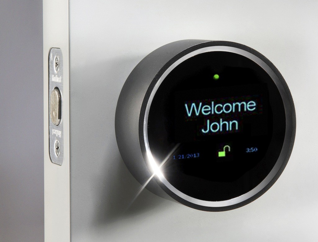 Objetos inteligentes que te facilitarán la vida... además de decorar tu casa