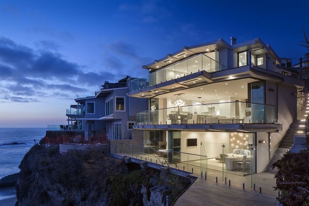 10 casas transparentes en las que no puedes (o no quieres) esconder nada