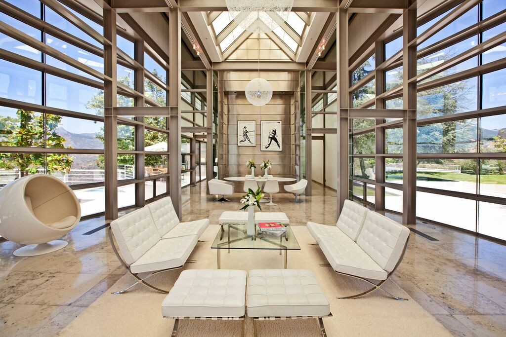 10 casas transparentes en las que no puedes (o no quieres) esconder nada