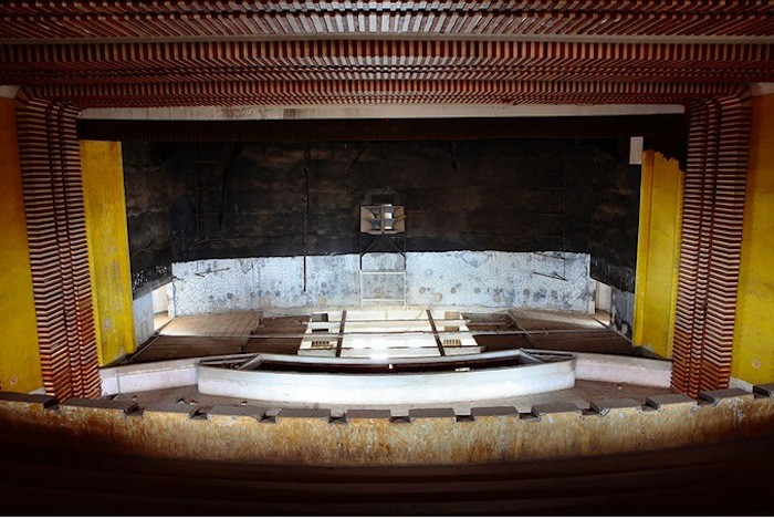 La belleza y decadencia de los cines perdidos de África