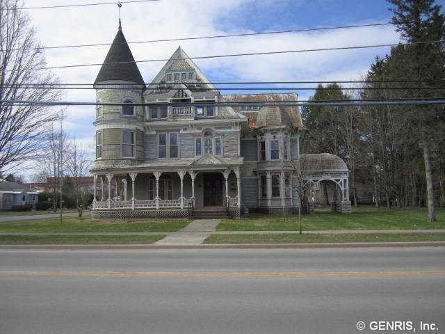 Se vende (muy barata) la famosa casa embrujada descubierta por Google  Street View — idealista/news