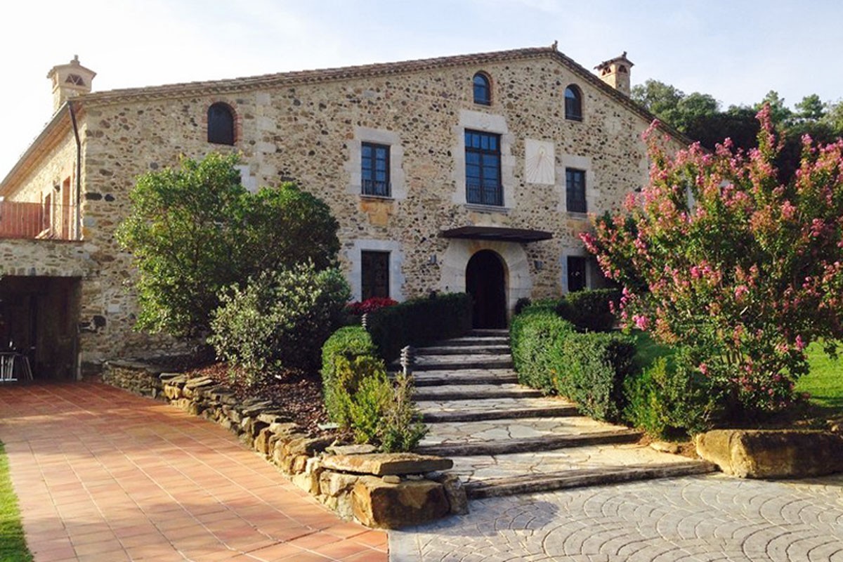 Masía común Masía en venta en Migdia Casernes, Girona