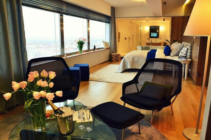 544558_598236263519862_1839914269_n