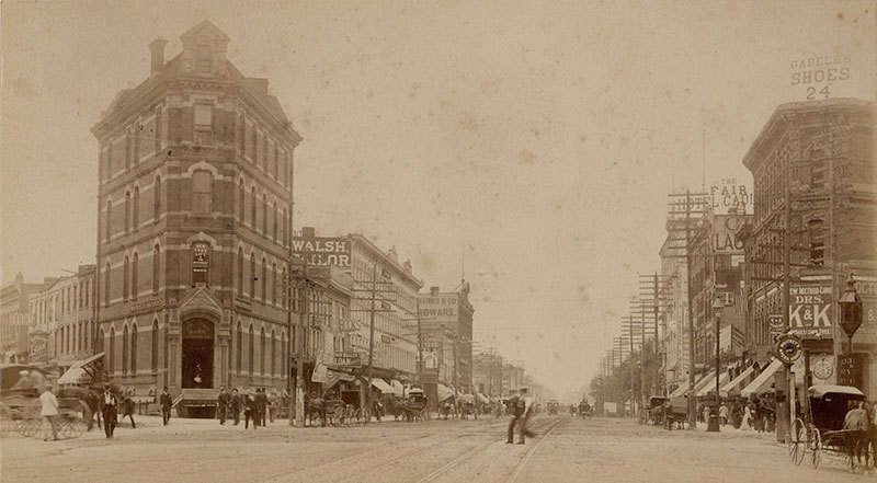Detroit: del crecimiento a la decadencia de la Motor City