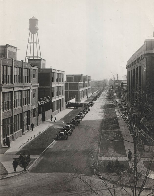 Detroit: del crecimiento a la decadencia de la Motor City