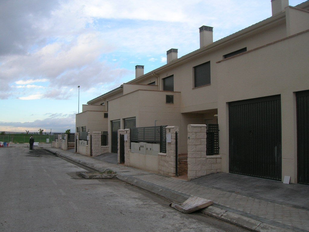 Los chalets en alquiler con piscina por menos de 900 euros/mes (tabla)