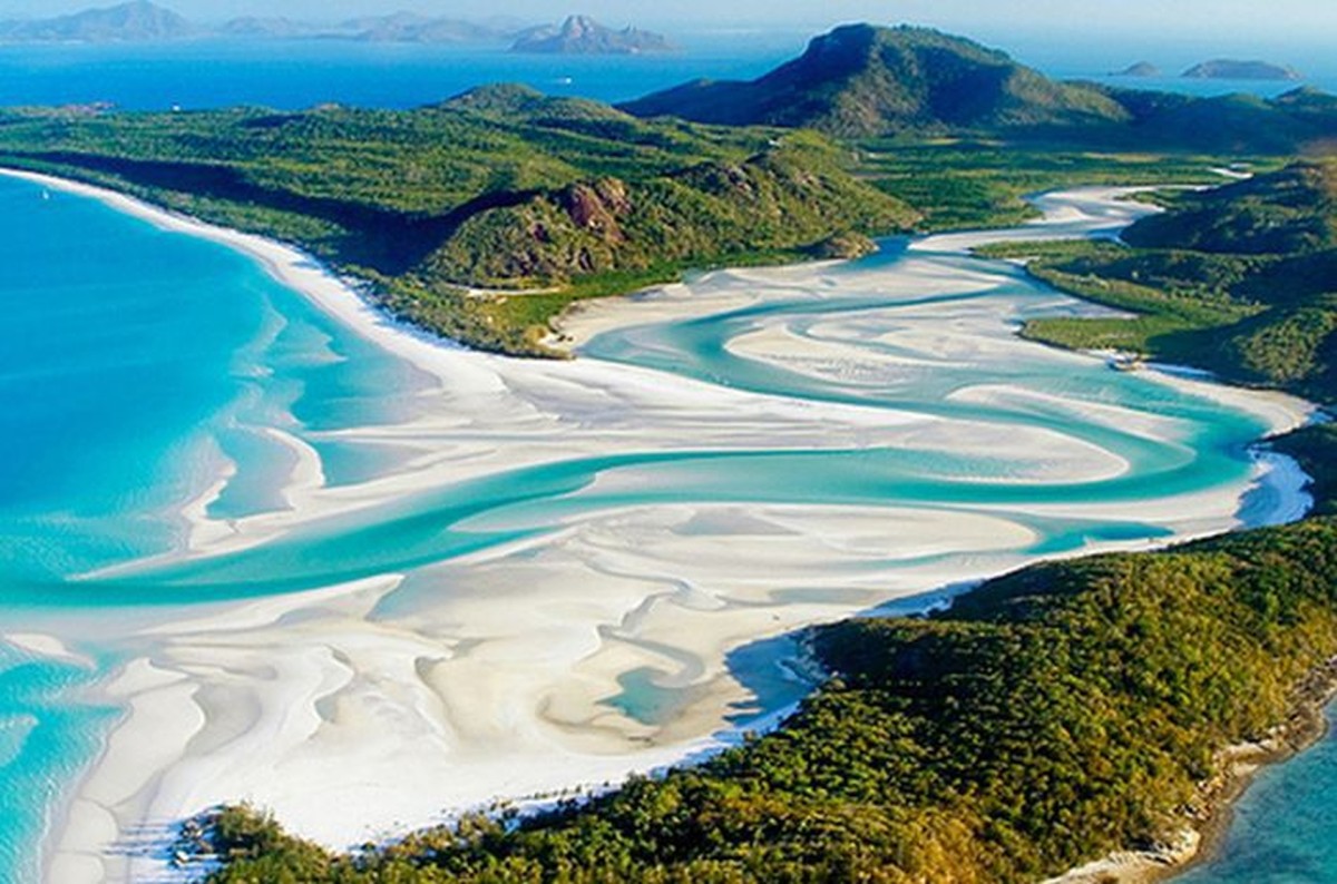 La playa Whitehaven (Isla de Whitsunday, Australia) La playa Whitehaven (Isla de Whitsunday, Australia)