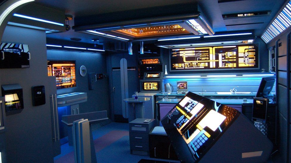La terrible historia que se esconde tras el invendible apartamento decorado como el ‘Enterprise’ de ‘Star Trek’