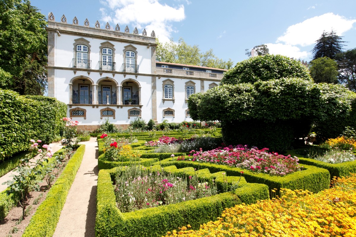 Paradores de España pone sus ojos en Portugal y el sur de Francia