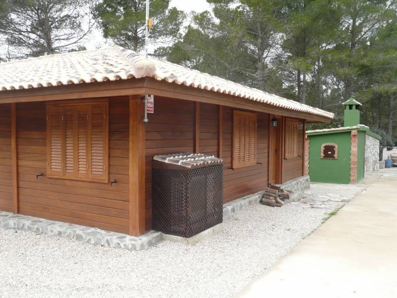 Casa de madera en venta en Utiel