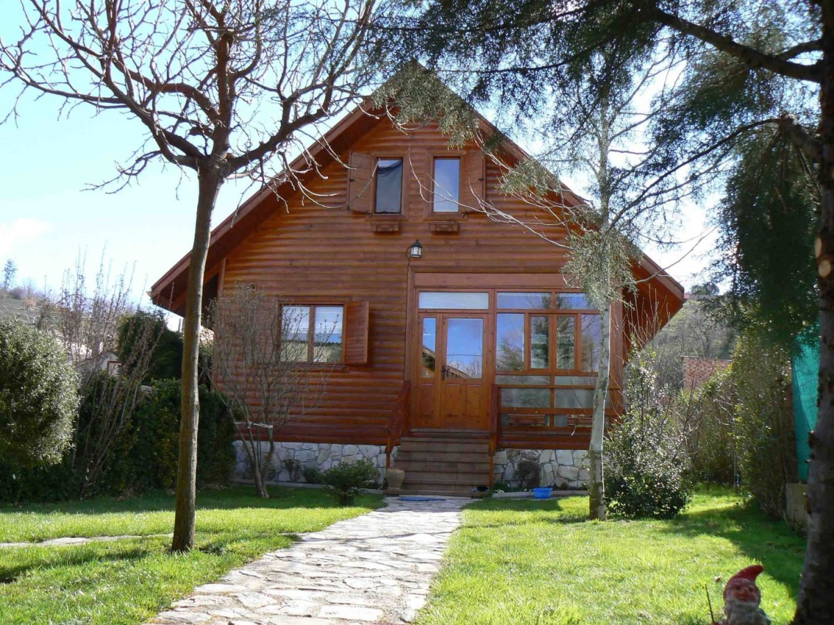 Casa de madera en venta en Cistierna