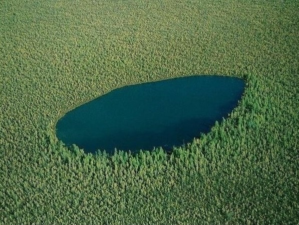 lago-montes-urales-rusia