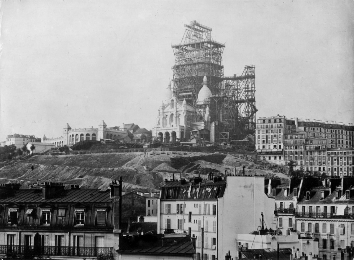En obras: así eran las construcciones más icónicas del mundo cuando estaban en los huesos