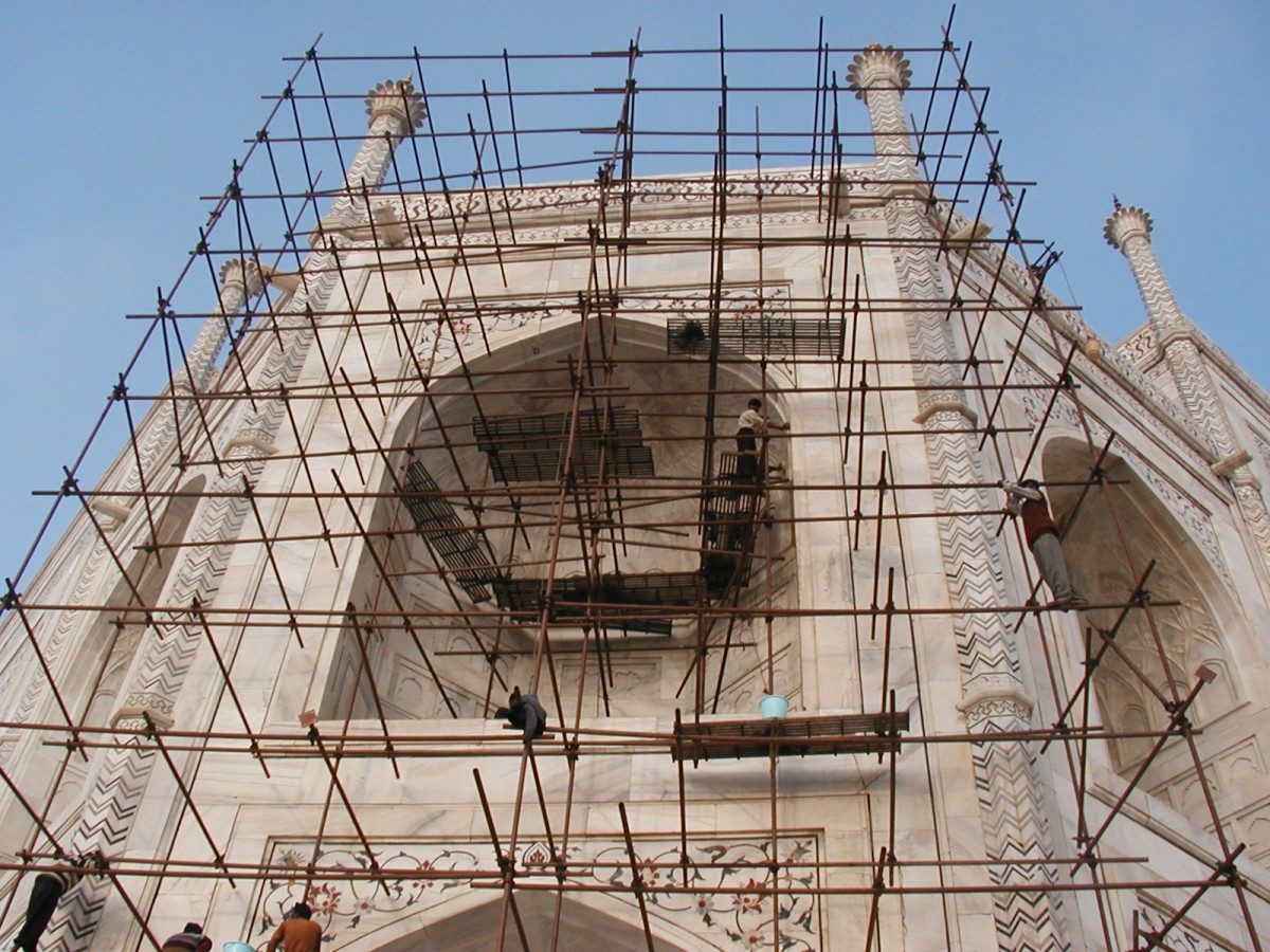 En obras: así eran las construcciones más icónicas del mundo cuando estaban en los huesos