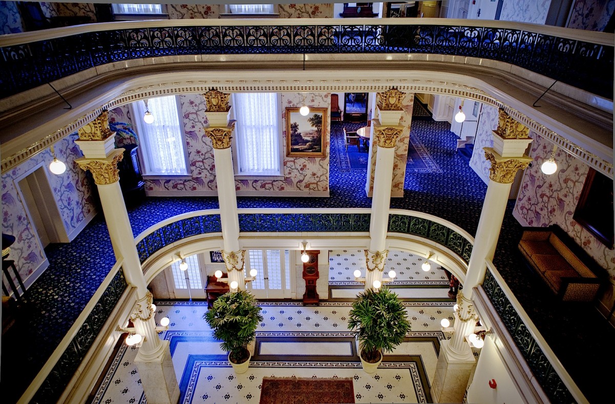 hotel_embrujado_01