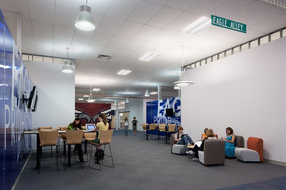 Cinco ingeniosas ideas para ‘resucitar’ los centros comerciales abandonados