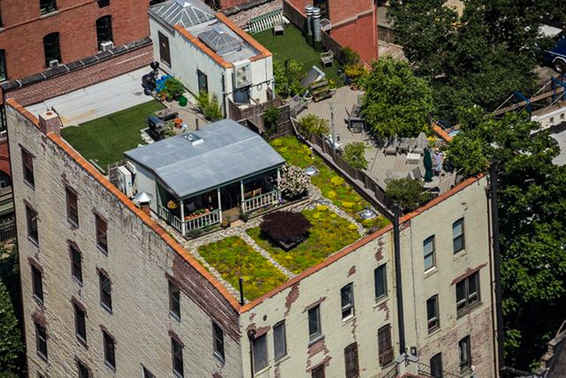 Una casa de campo en lo alto de un edificio de Nueva York y con vistas al Empire State